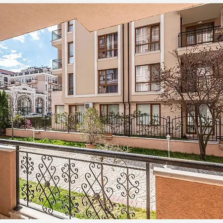 Casa Rossa 2 Lägenhet Slăntjev Brjag